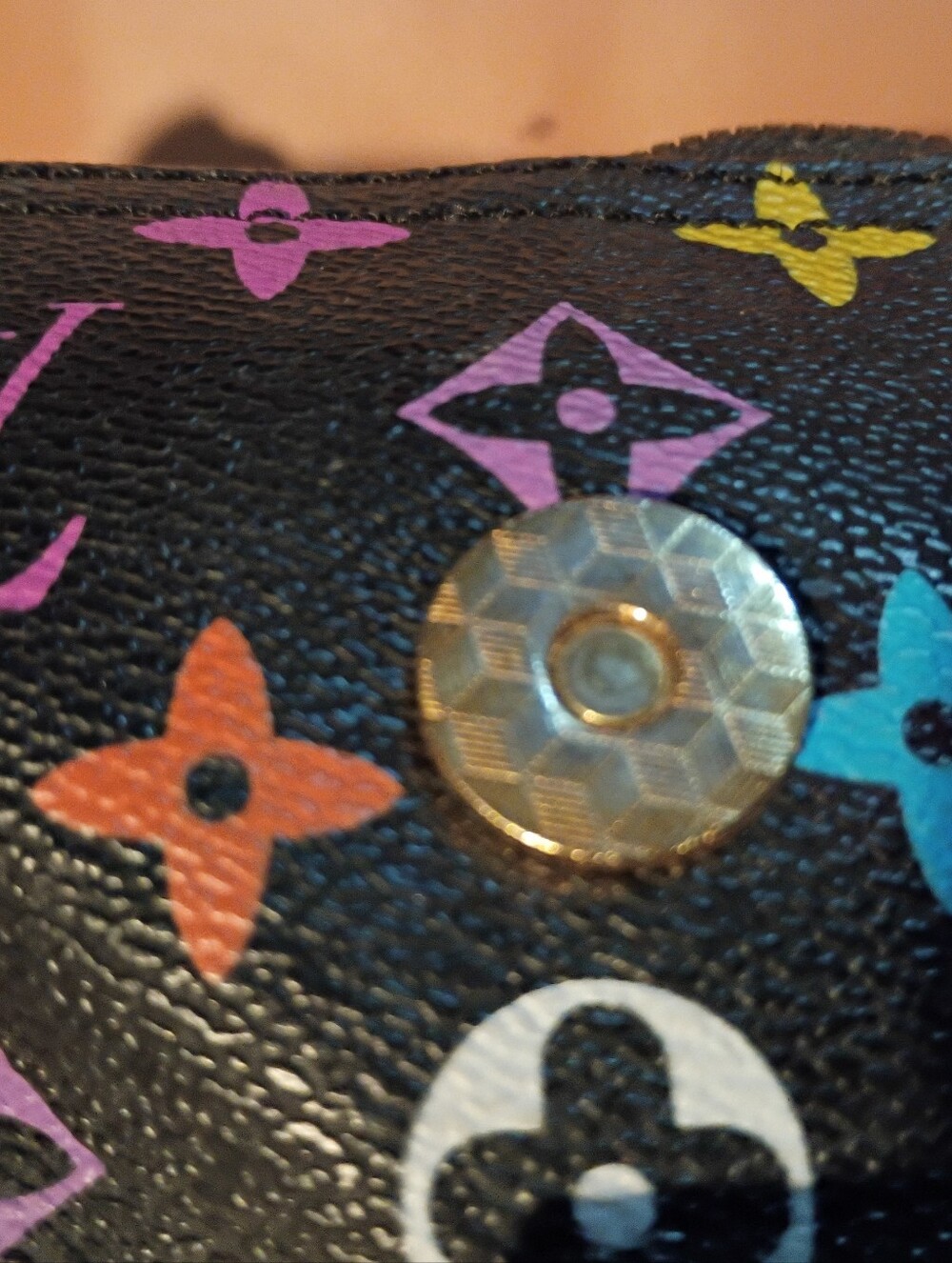 Louis Vuitton Speedy - Picture 12 of 16